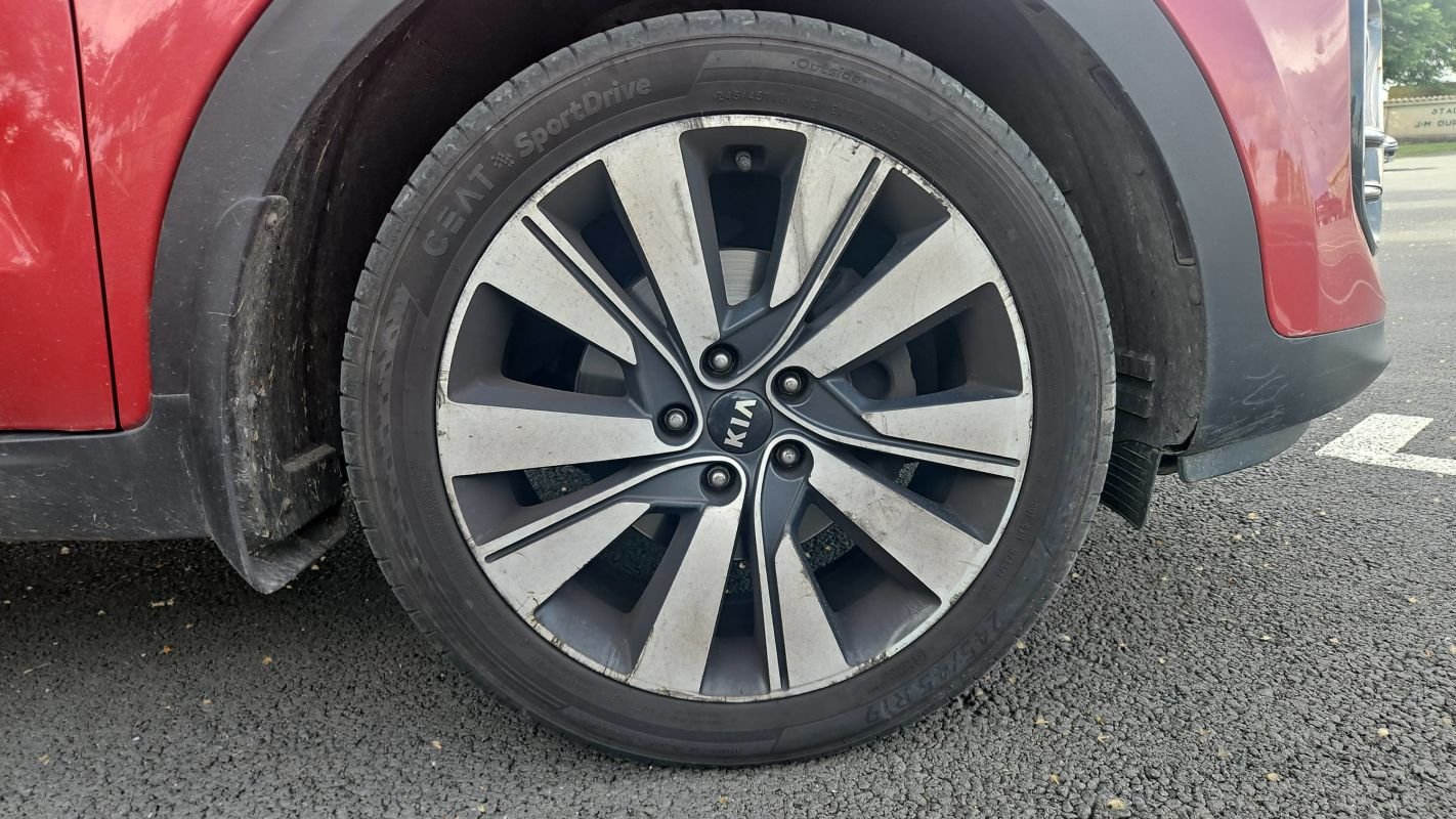 Kia Sportage - Photo 17