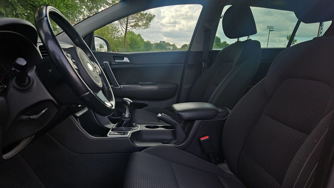 Kia Sportage - Photo 26
