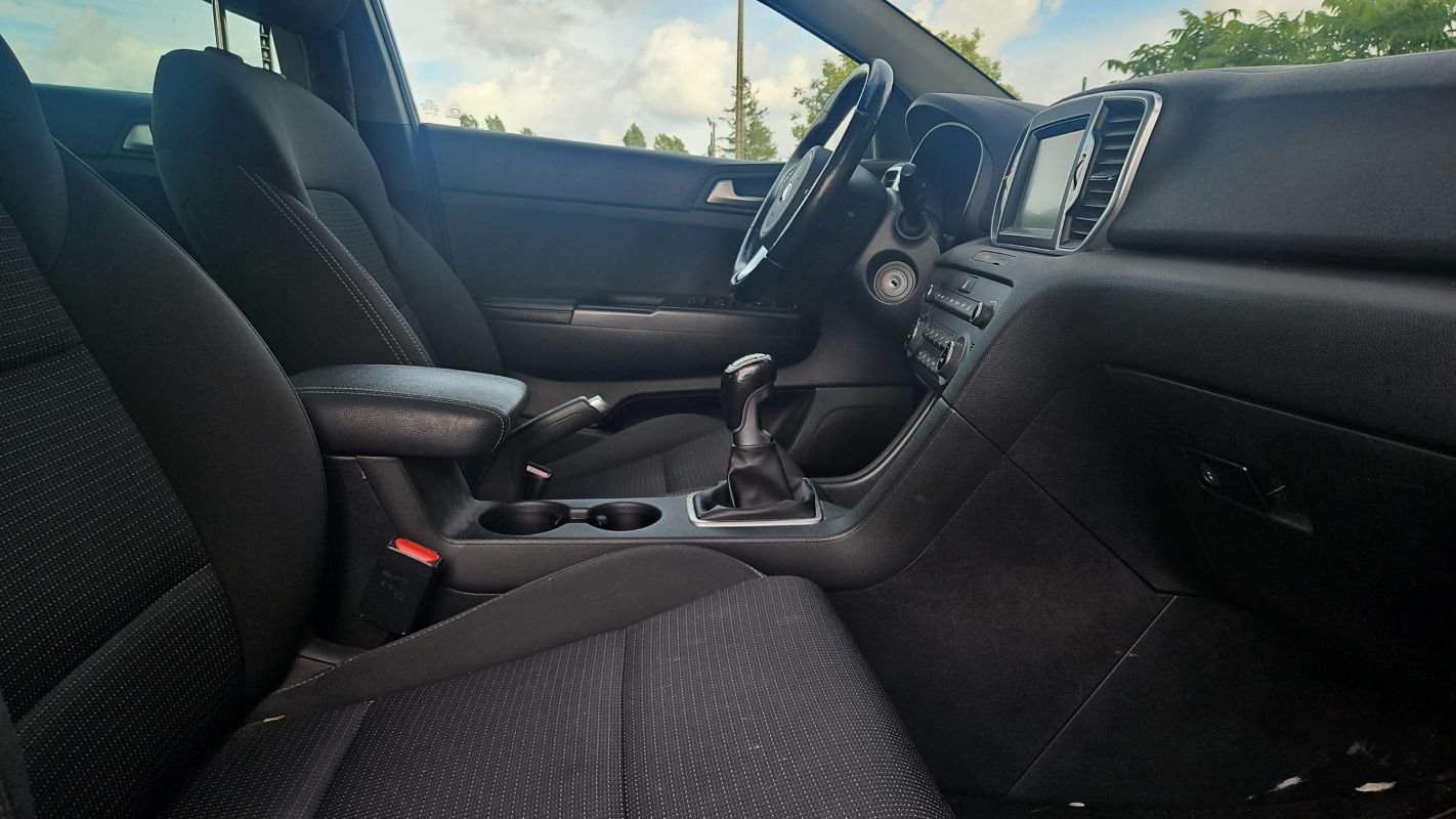 Kia Sportage - Photo 27