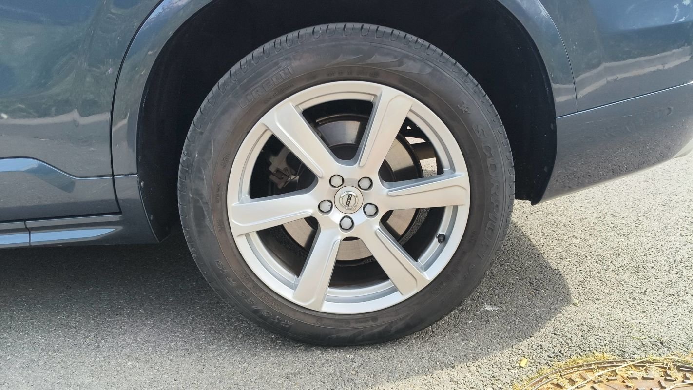 Volvo XC90 - Photo 19