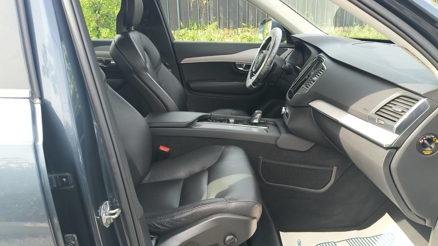 Volvo XC90 - Photo 26