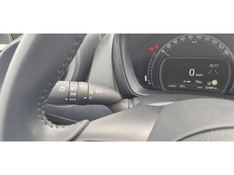 Toyota aygo x - Photo 14