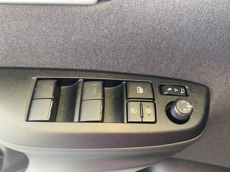 Toyota Yaris - Photo 23