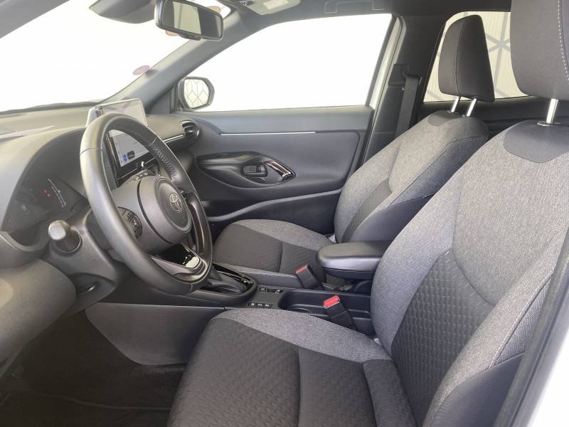 Toyota Yaris - Photo 6