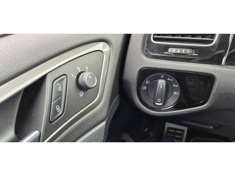 Volkswagen Golf - Photo 21