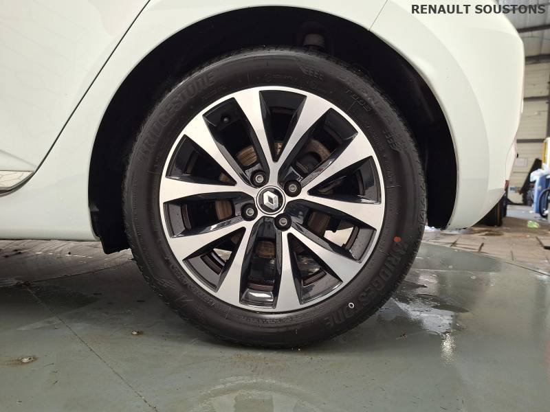 Renault Clio - Photo 19