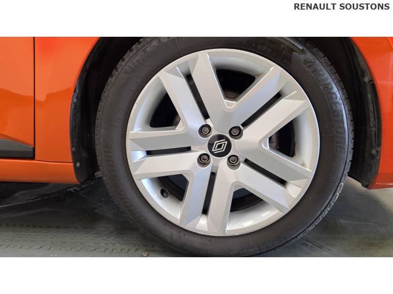 Renault Clio - Photo 16