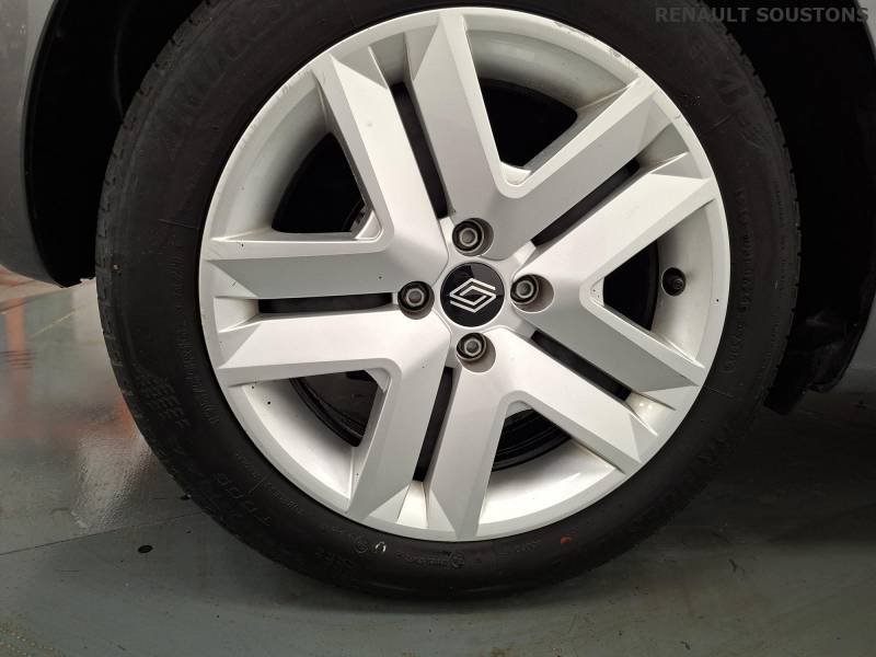 Renault Clio - Photo 23