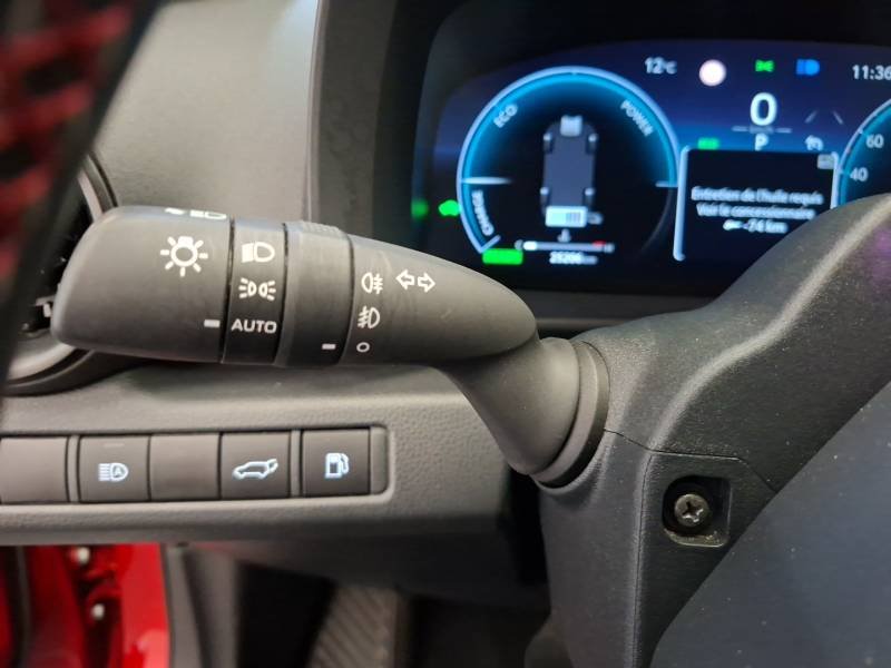 Toyota C-HR - Photo 28