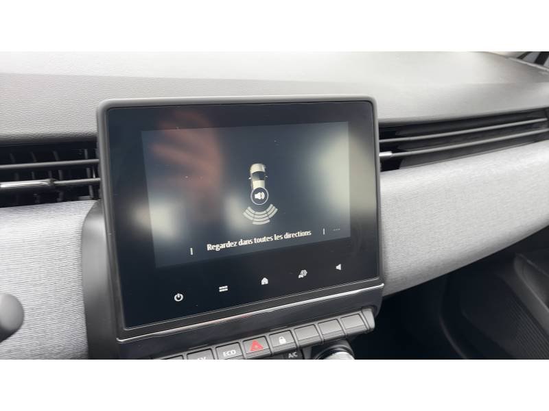 Renault Clio - Photo 15
