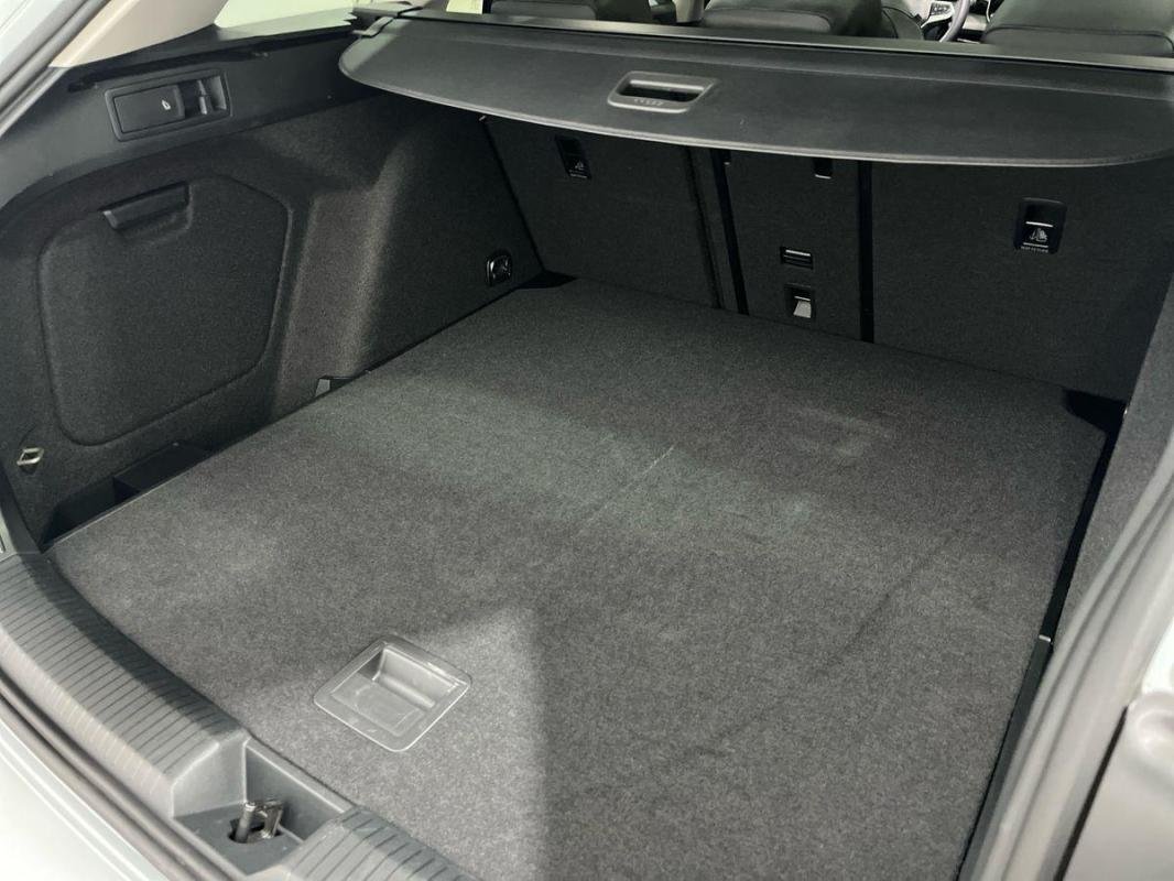 Volkswagen Golf SW - Photo 32