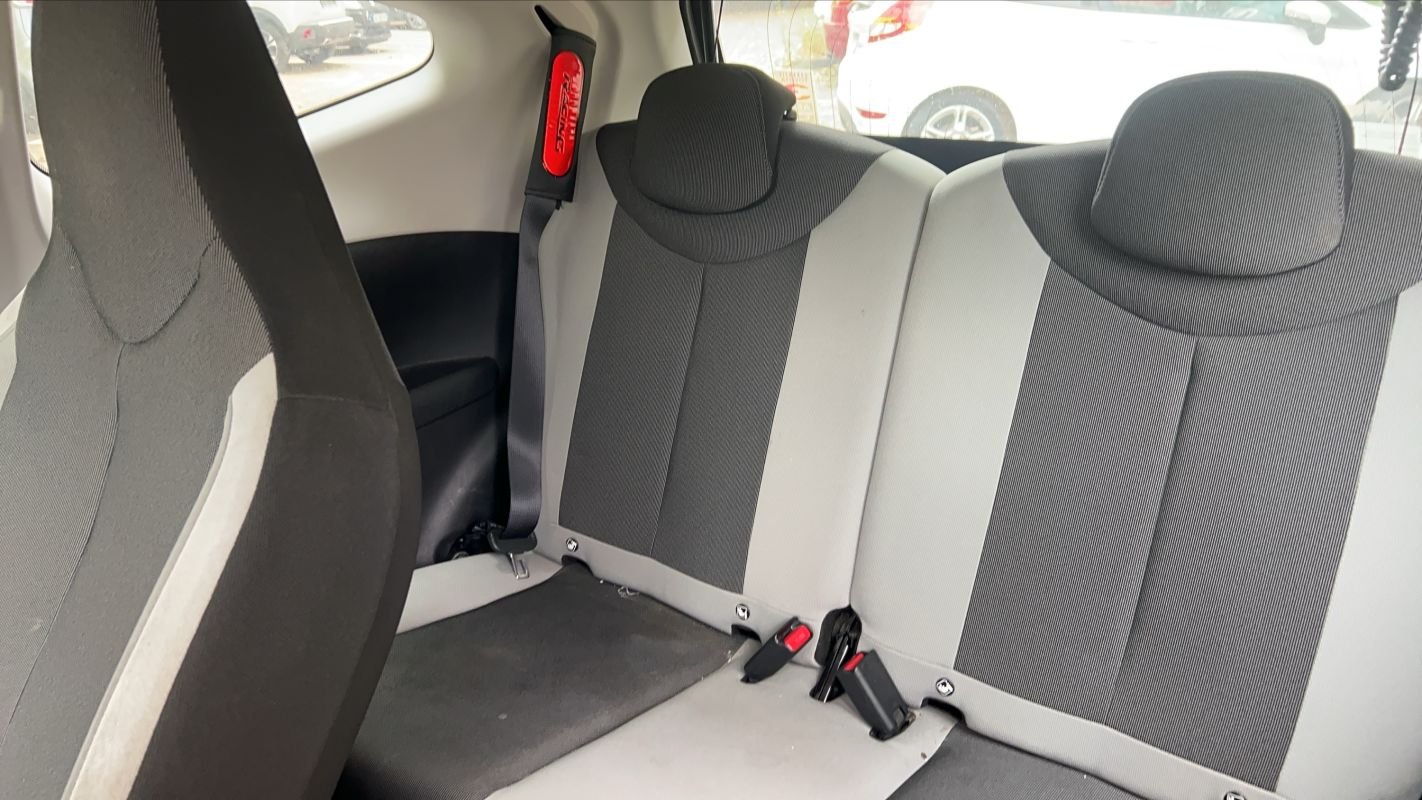 Toyota Aygo - Photo 9