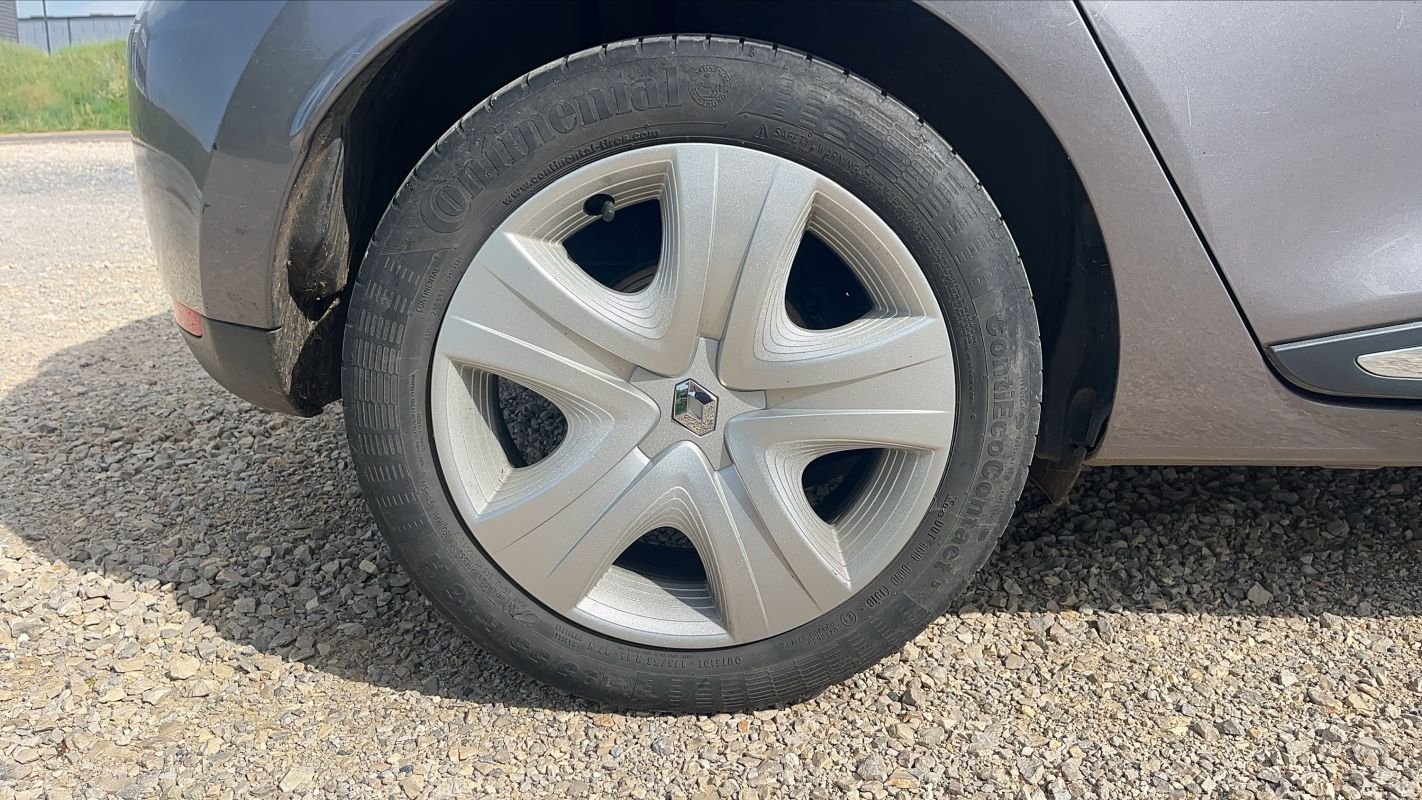 Renault Clio - Photo 16