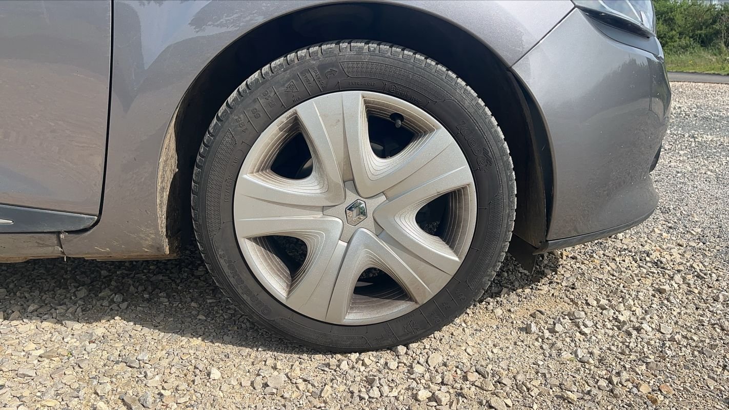 Renault Clio - Photo 17