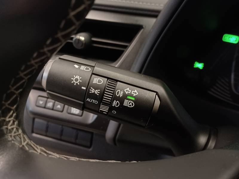 Lexus UX - Photo 23