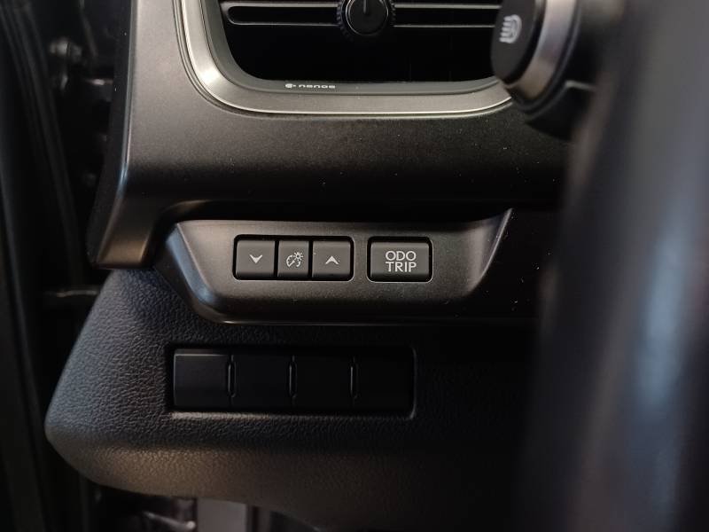Lexus UX - Photo 24