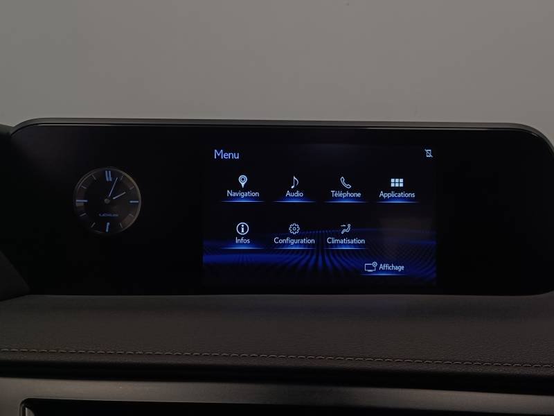 Lexus UX - Photo 30