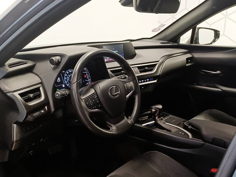 Lexus UX - Photo 10