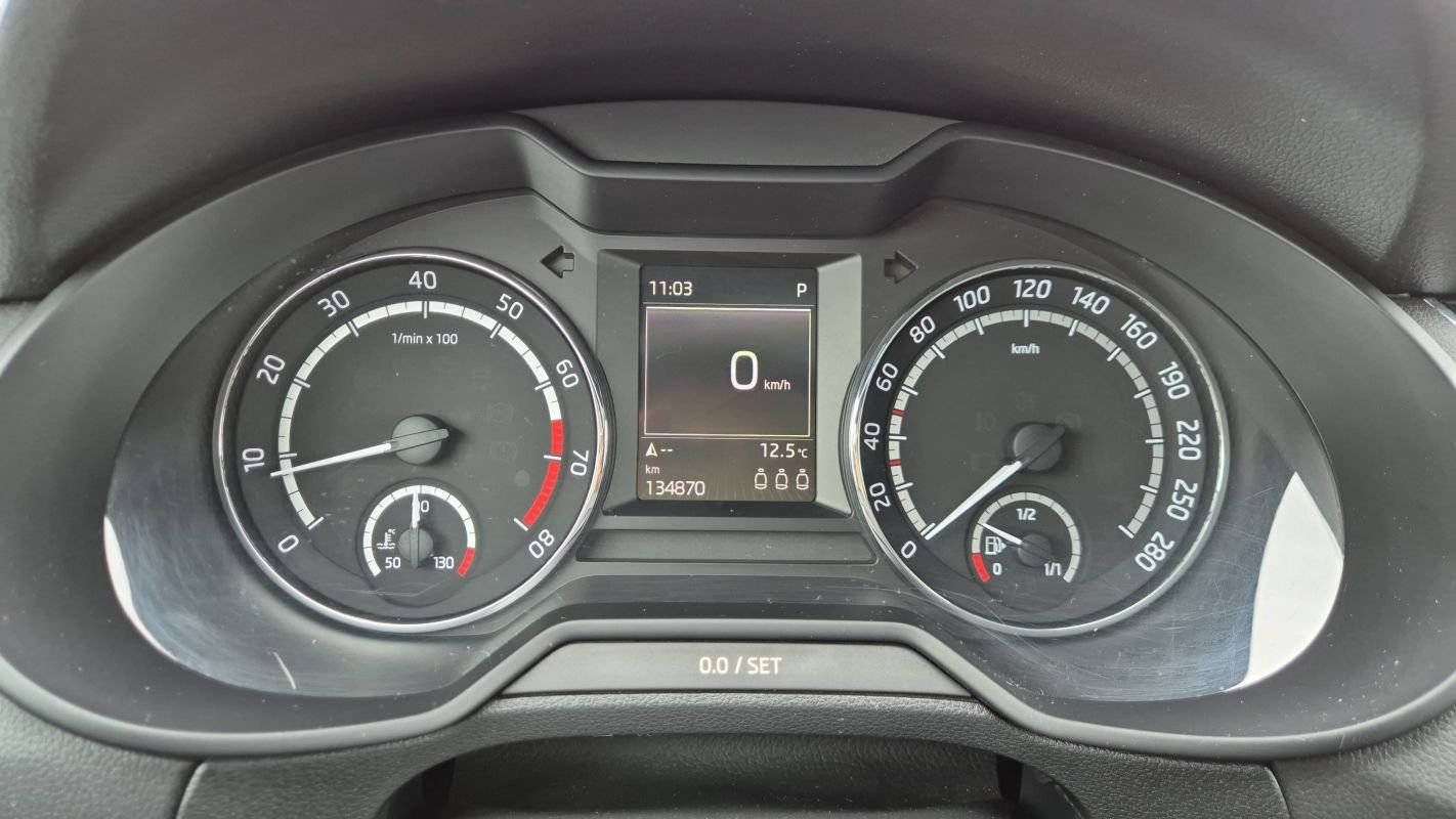 Skoda Octavia - Photo 12