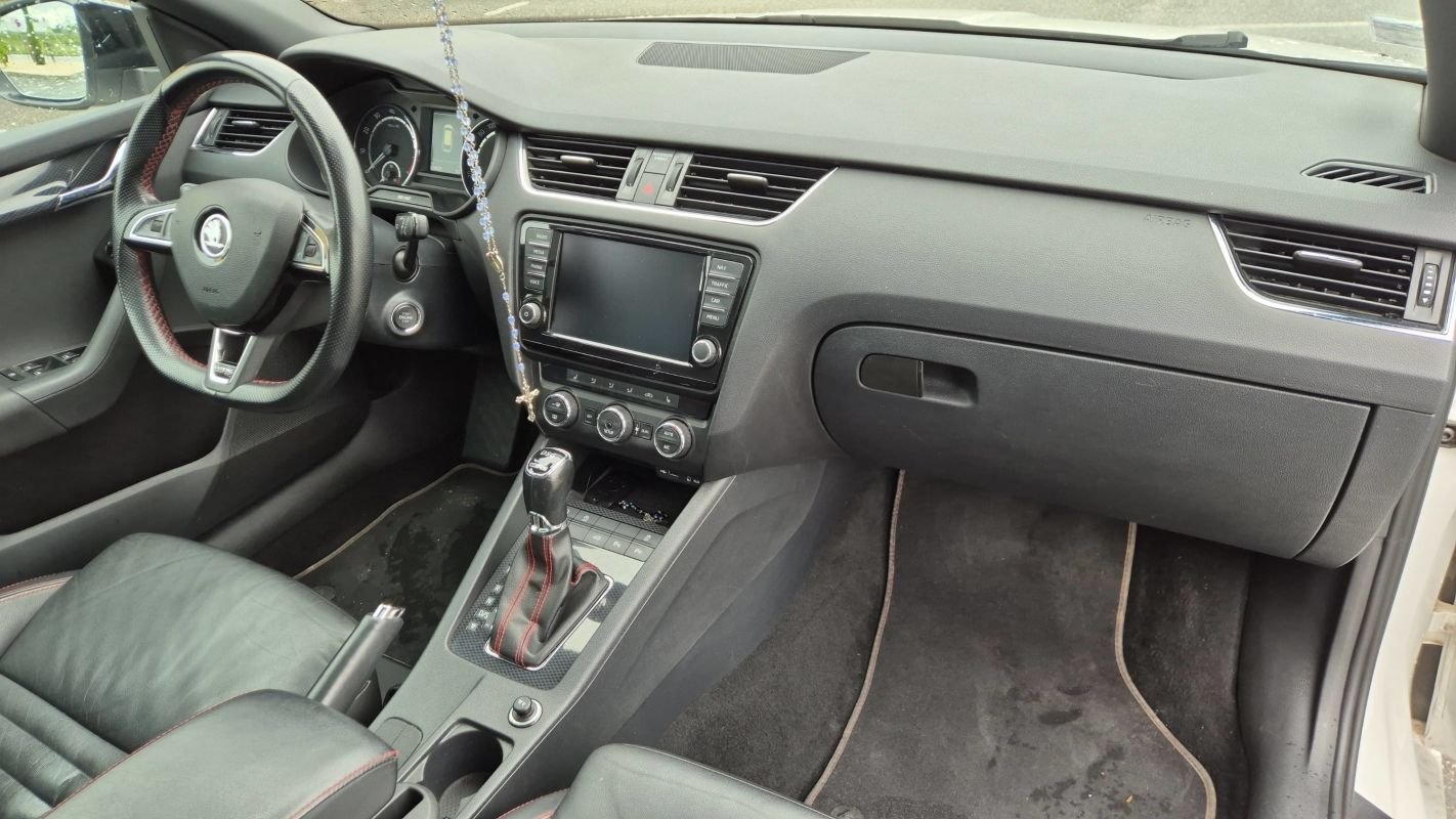 Skoda Octavia - Photo 10