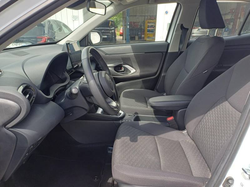 Toyota Yaris - Photo 16