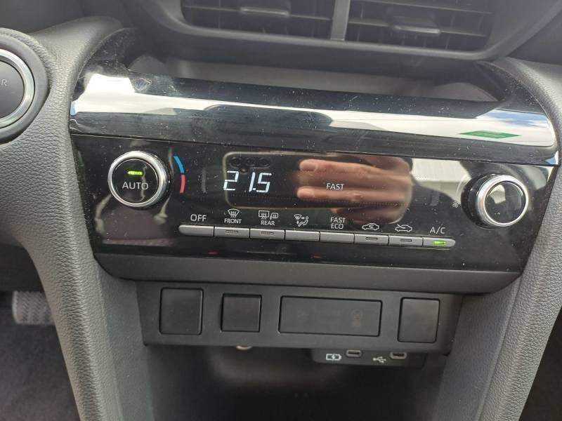 Toyota Yaris - Photo 33