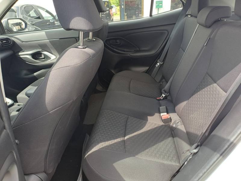Toyota Yaris - Photo 40