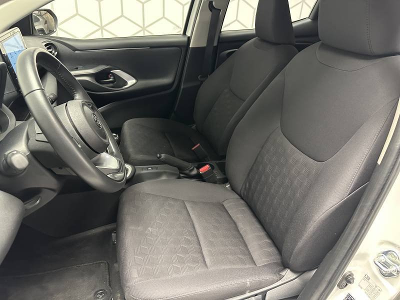 Toyota Yaris - Photo 14