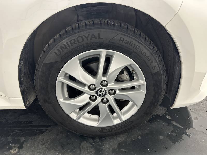 Toyota Yaris - Photo 10