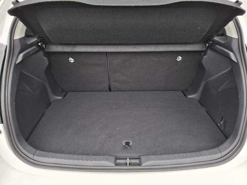 Toyota Yaris - Photo 16