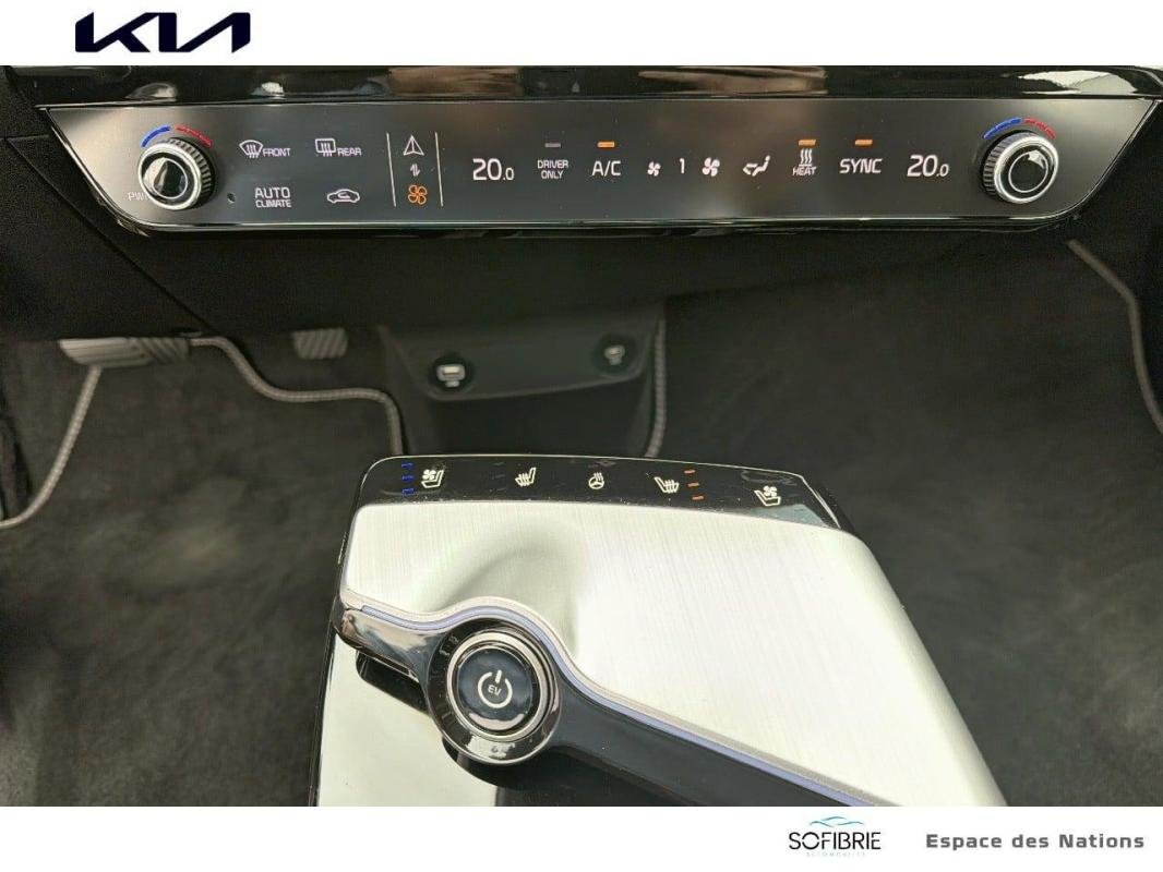 Kia EV6 - Photo 18