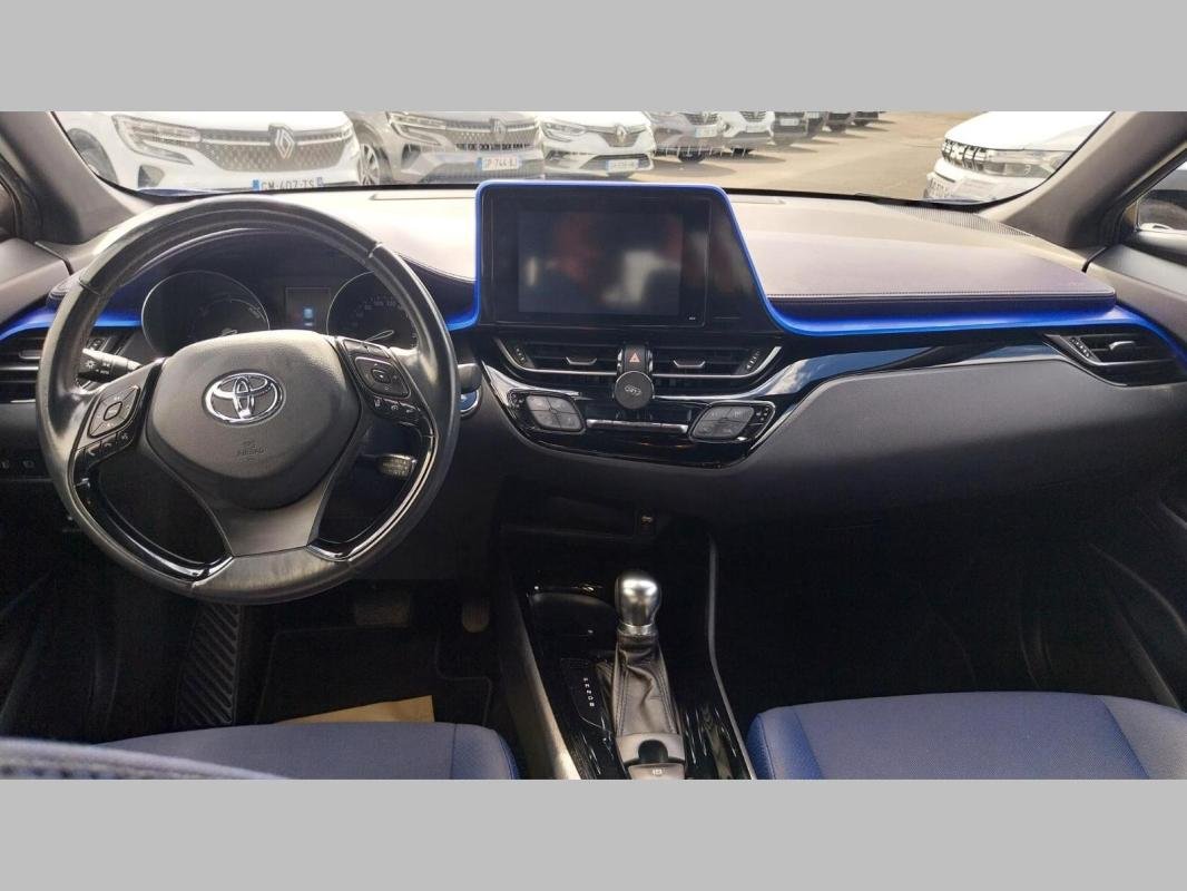 Toyota C-HR - Photo 8