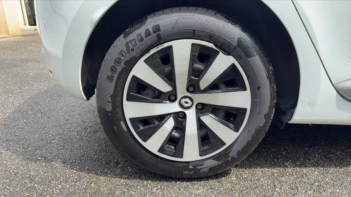 Renault Clio - Photo 16