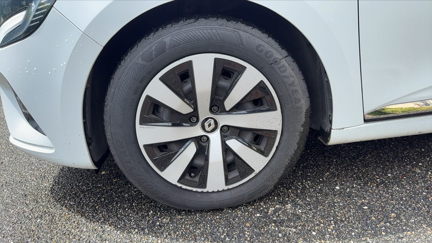 Renault Clio - Photo 18