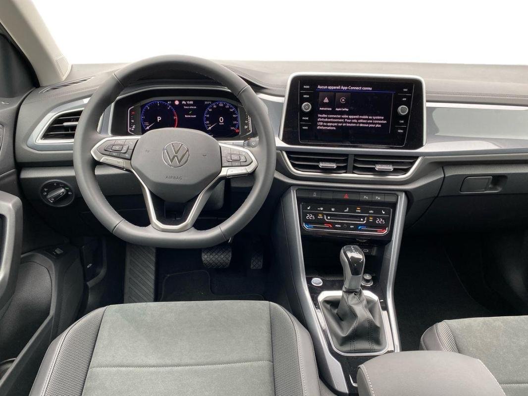 Volkswagen T-Roc - Photo 9