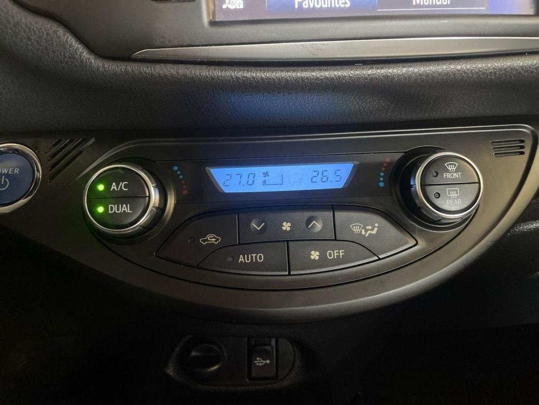 Toyota Yaris - Photo 19