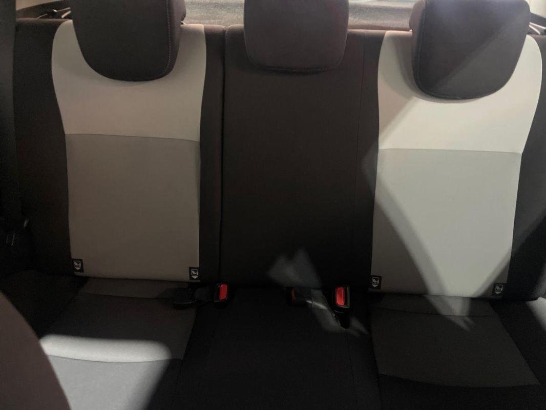 Toyota Yaris - Photo 22