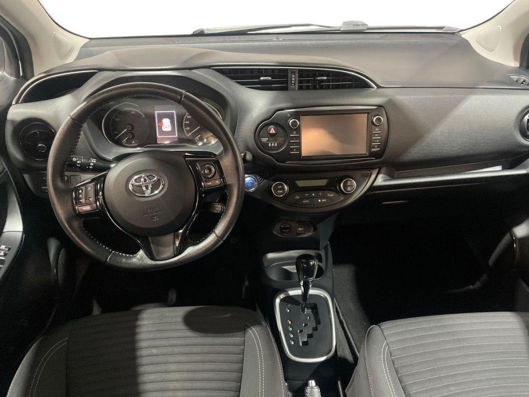 Toyota Yaris - Photo 24