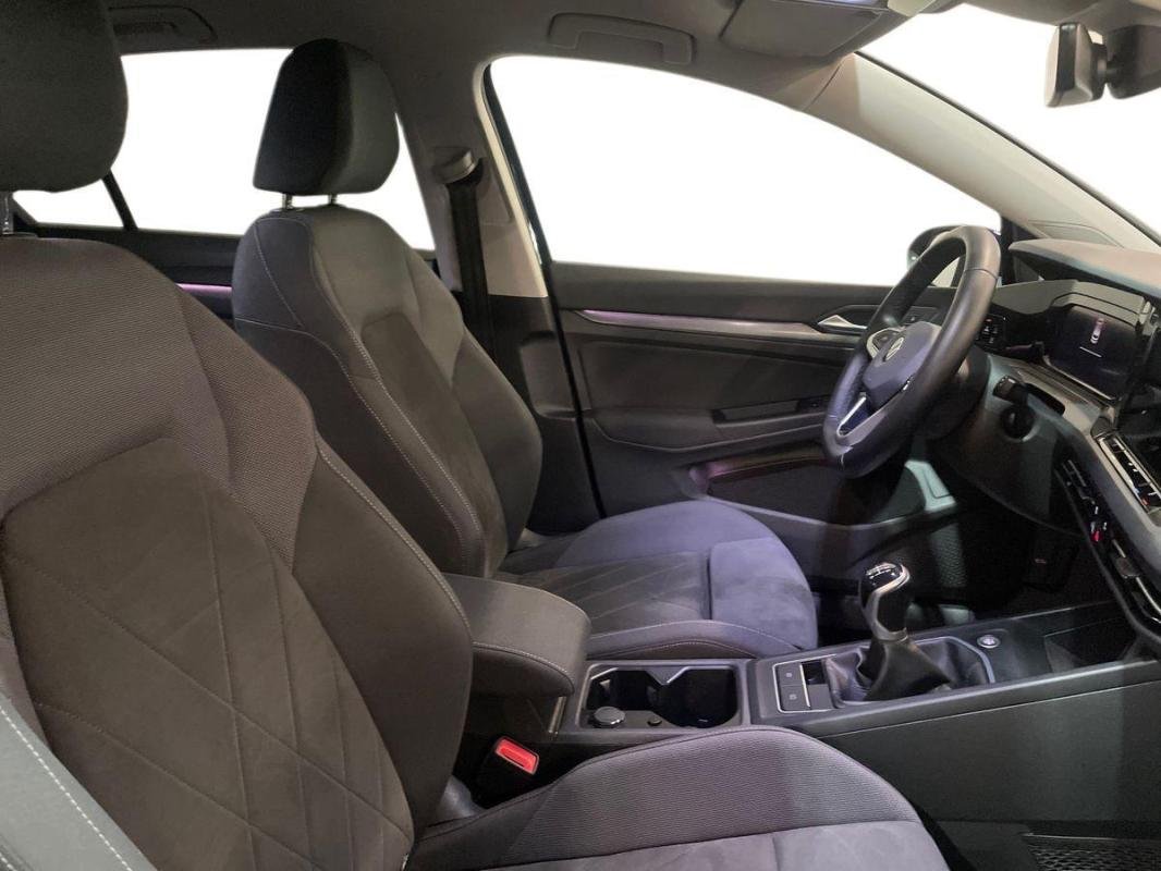 Volkswagen Golf - Photo 13