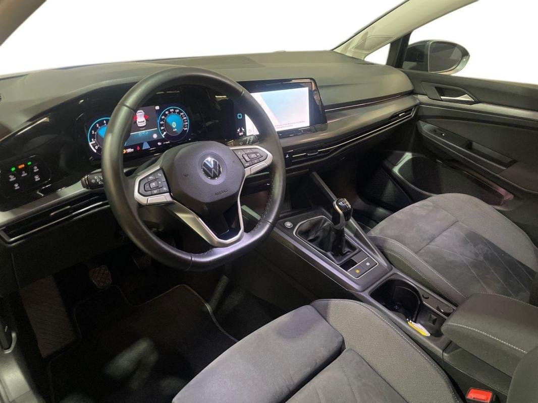 Volkswagen Golf - Photo 9