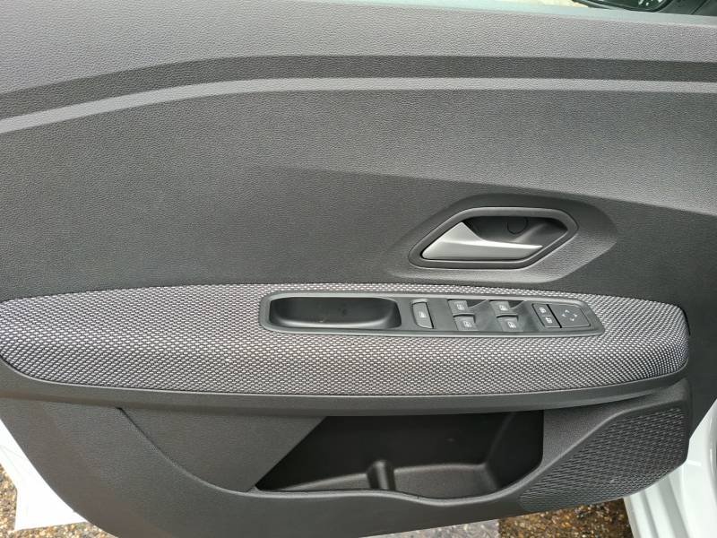Dacia Sandero - Photo 24