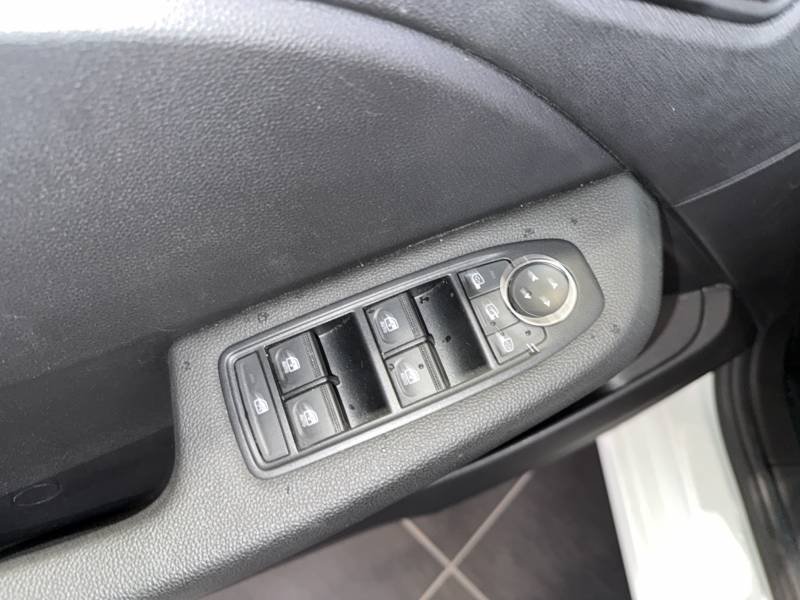 Renault Clio - Photo 18