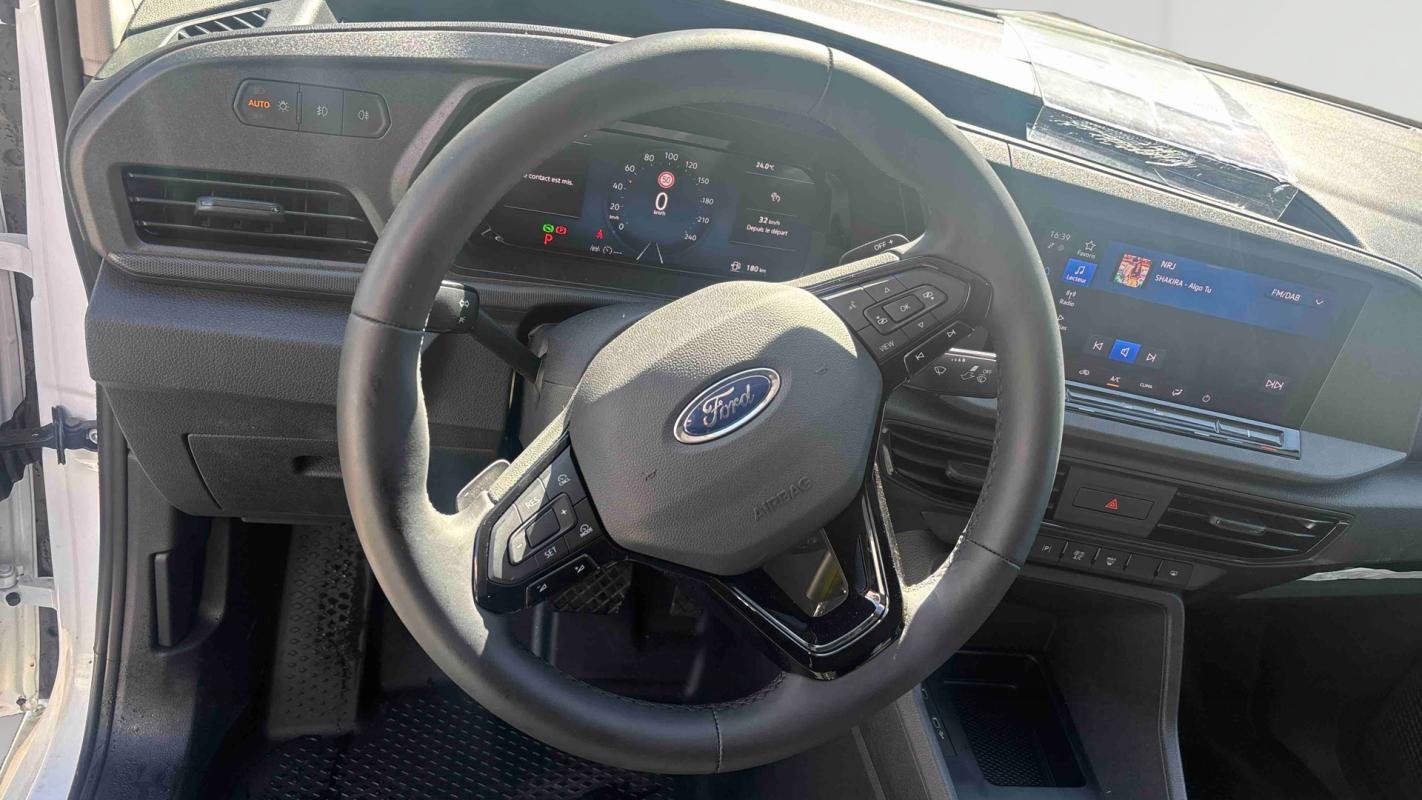 Ford Transit Connect - Photo 10