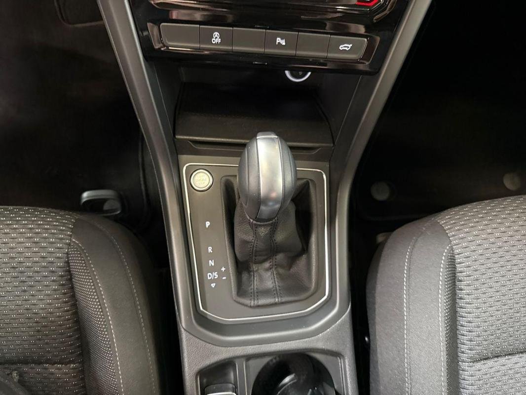 Volkswagen Touran - Photo 11
