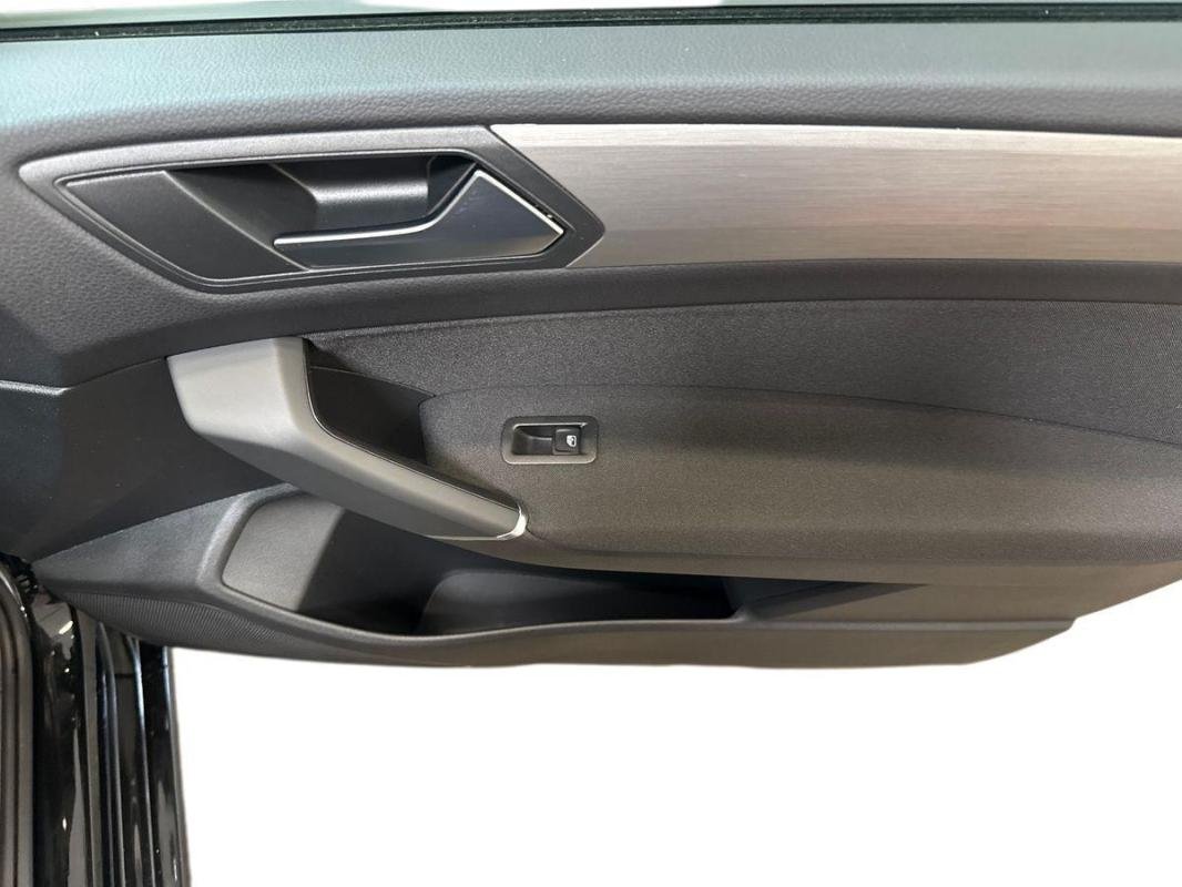 Volkswagen Touran - Photo 15
