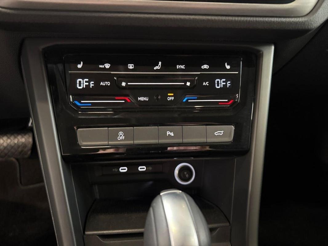 Volkswagen Touran - Photo 19