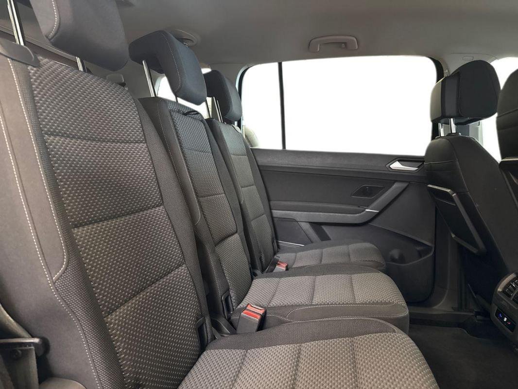 Volkswagen Touran - Photo 23