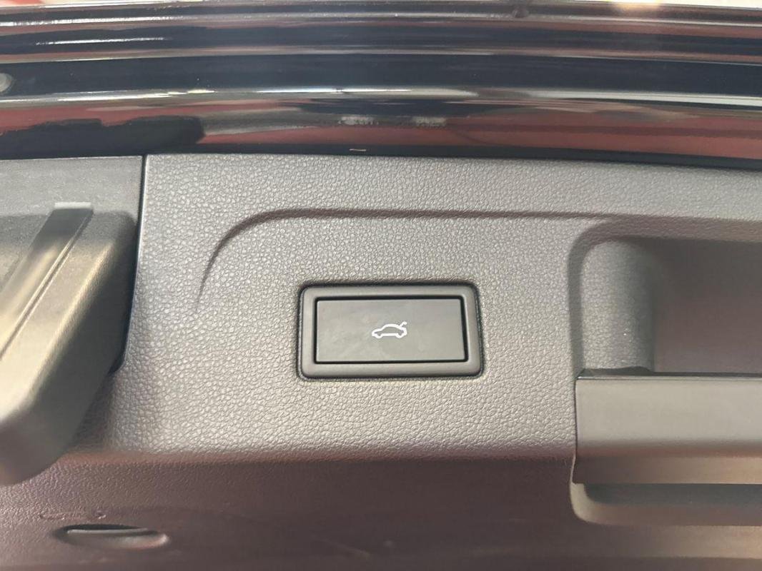 Volkswagen Touran - Photo 34