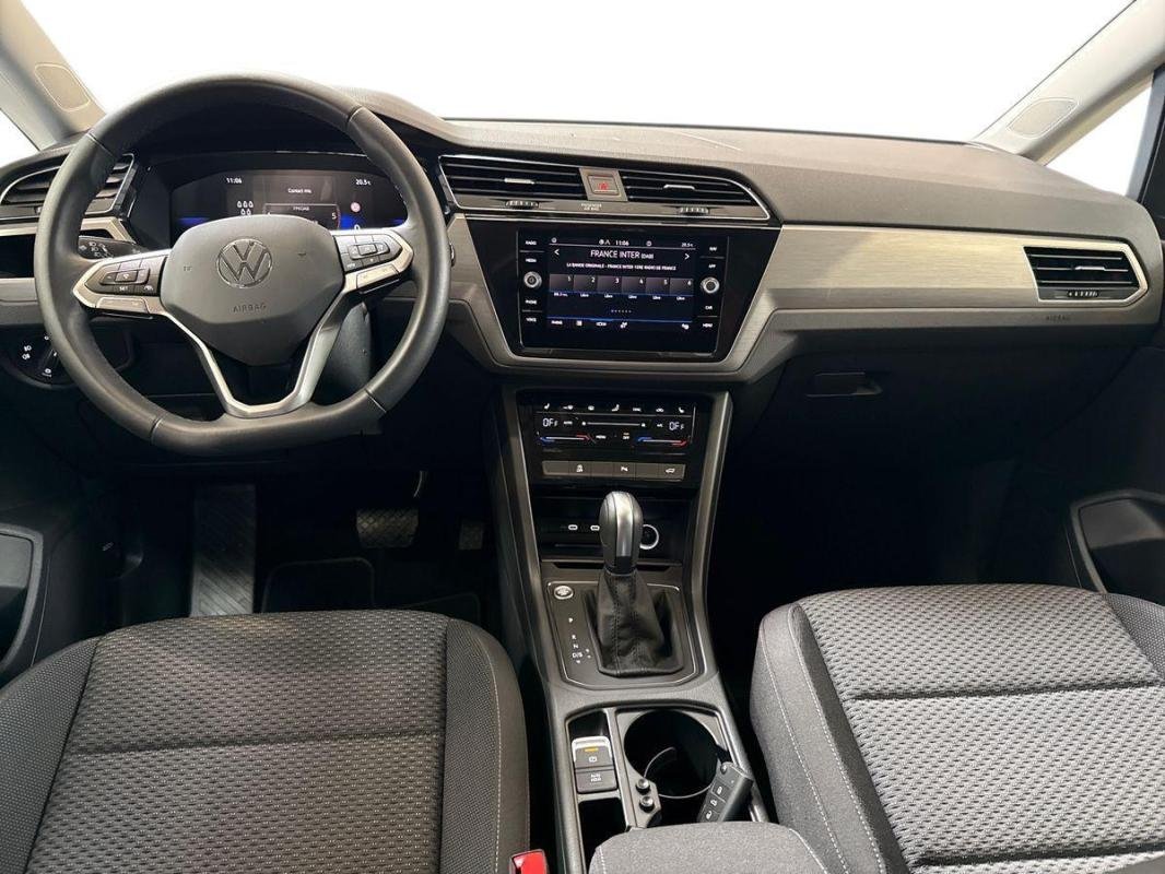 Volkswagen Touran - Photo 8