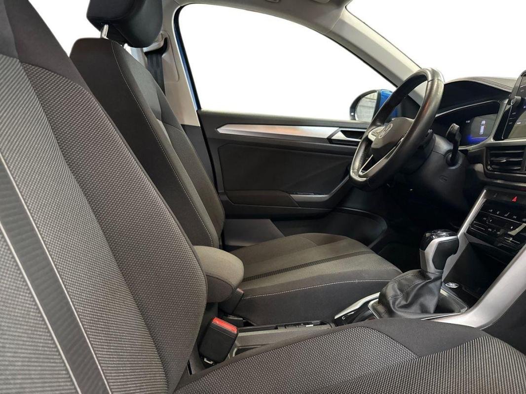 Volkswagen T-Roc - Photo 13